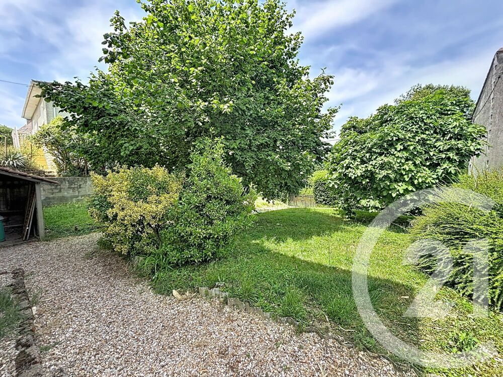 CENTURY 21 vous propose cette habitation située en plein....