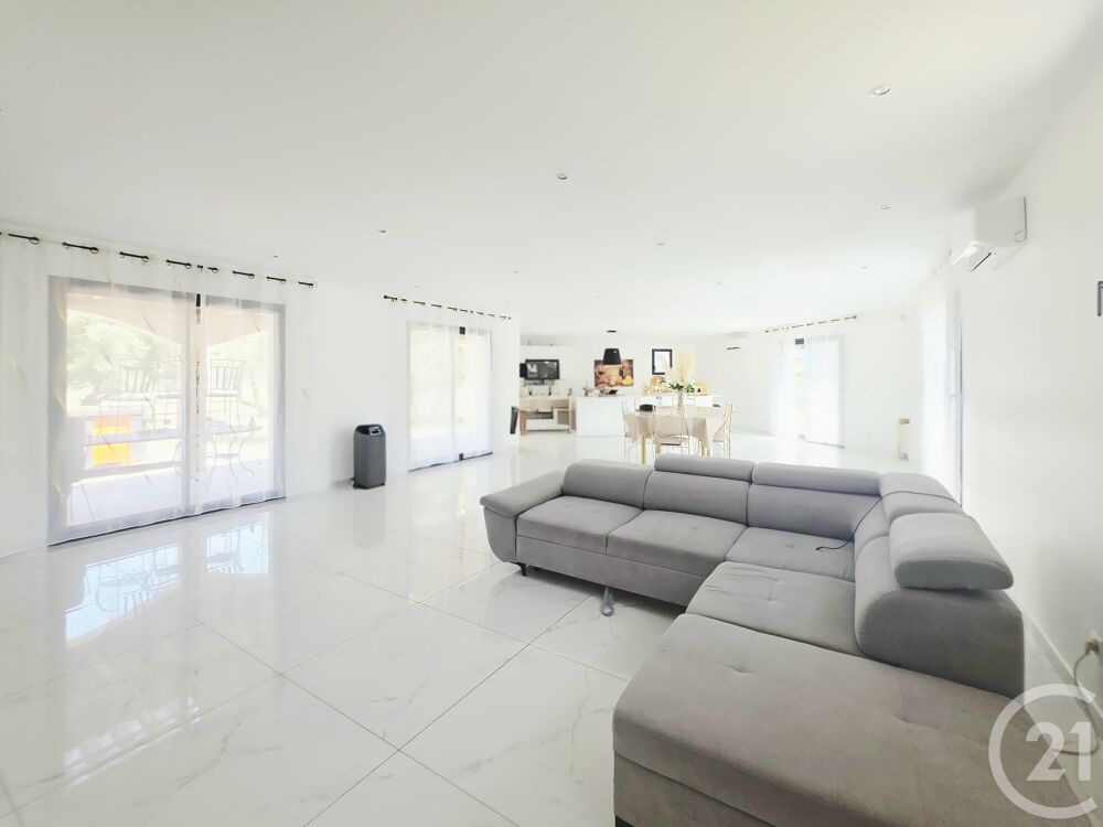 vente Maison - 3 pièce(s) - 141 m² Saint-Mitre-les-Remparts (13920)