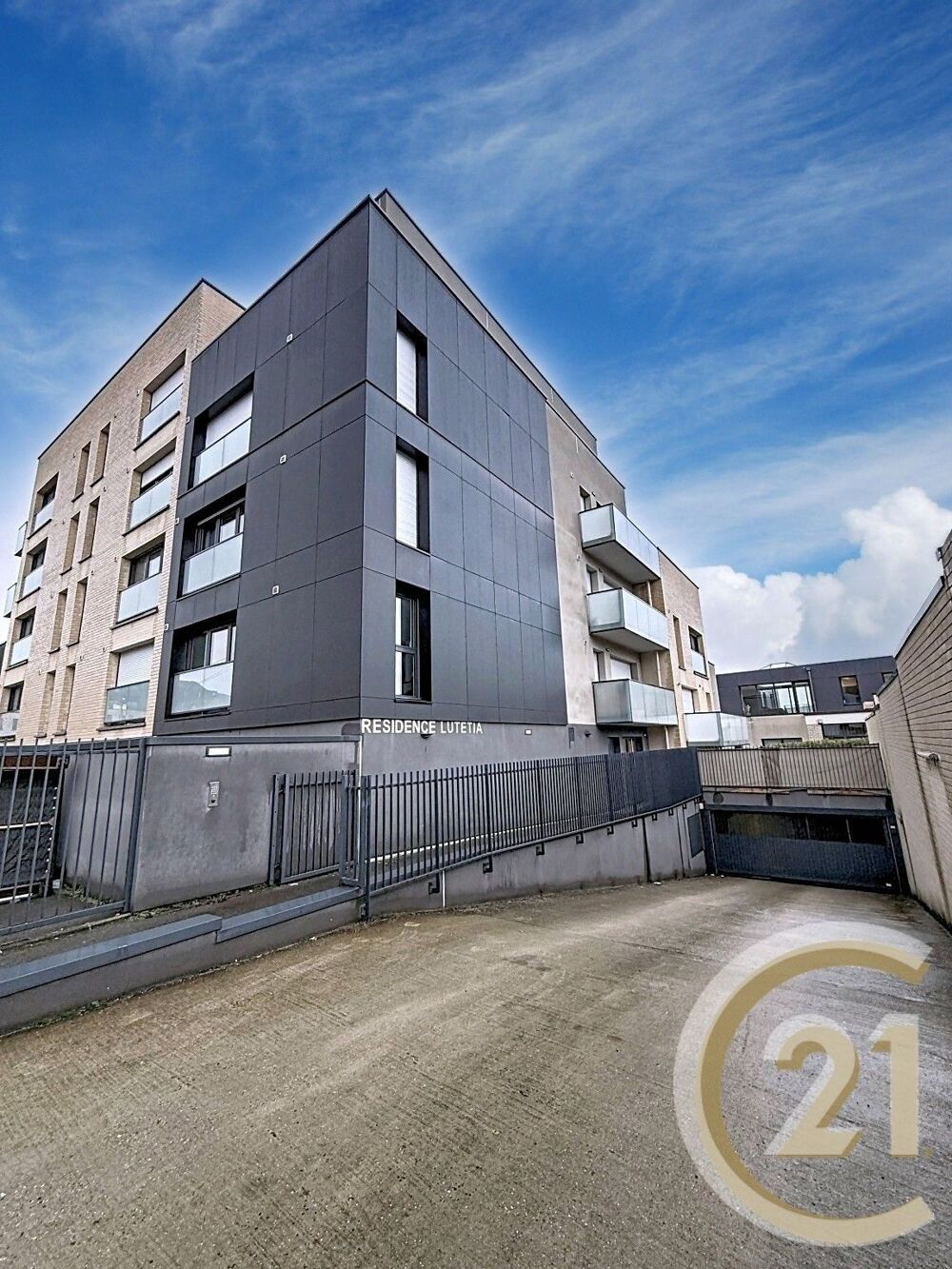 Dans votre agence CENTURY 21 Bruno FERRAND de Déville-lè....