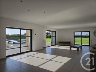  Maison  vendre 7 pices 250 m