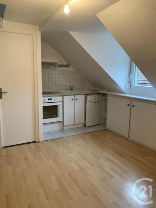  Appartement à louer 2 pièces 41 m²