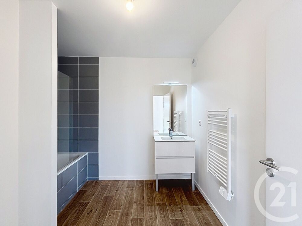 location Appartement - 2 pièce(s) - 46 m² La Ville-aux-Dames (37700)