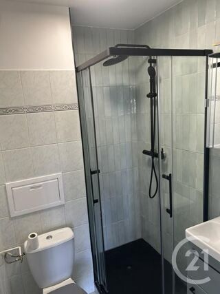  Appartement à louer 2 pièces 46 m²