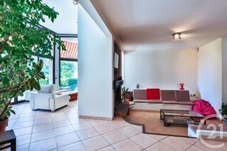  Maison � vendre 7 pi�ces 250 m�