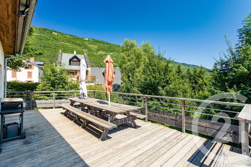 location Maison - 6 pièce(s) - 156 m² Lans-en-Vercors (38250)