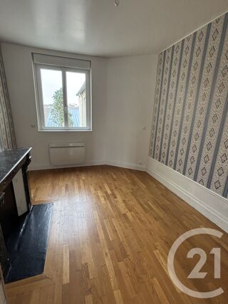 location Appartement - 2 pièce(s) - 48 m² Saint-Quentin (02100)