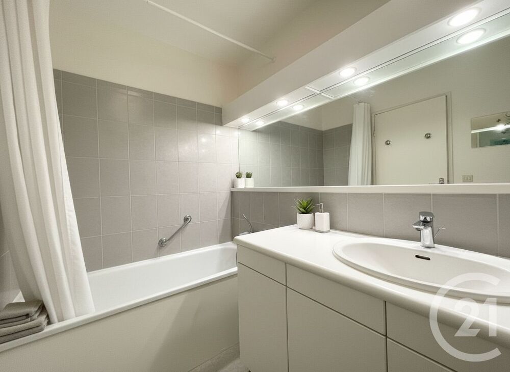 vente Appartement - 4 pièce(s) - 90 m² Rennes (35000)