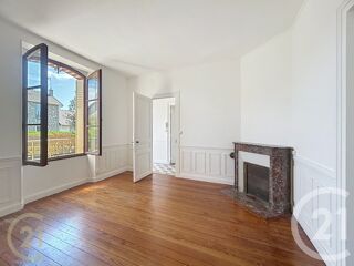  Appartement à louer 4 pièces 78 m²