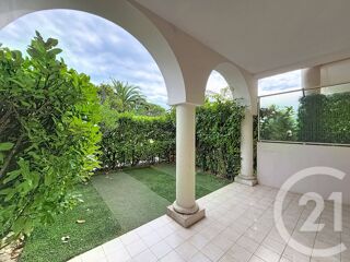 location Appartement - 1 pièce(s) - 19 m² Mandelieu-la-Napoule (06210)