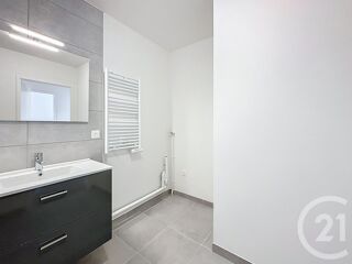  Appartement � vendre 3 pi�ces 79 m�