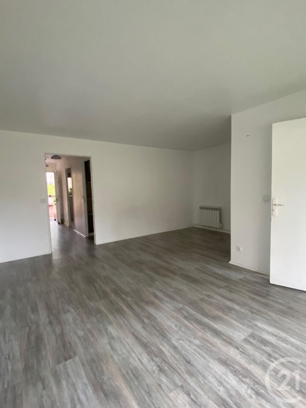 location Appartement - 2 pièce(s) - 48 m² Avon (77210)