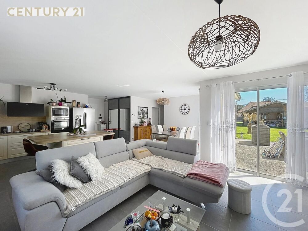 CENTURY 21 Vallée de l'Isle vous propose cette maison fo....