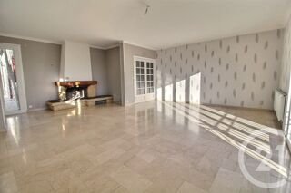  Maison à vendre 8 pièces 237 m²