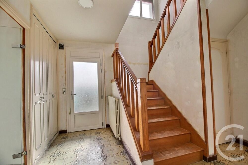 vente Maison - 7 pièce(s) - 195 m² Charly (02310)