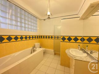  Appartement � vendre 4 pi�ces 107 m�