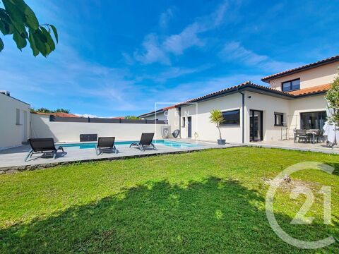   Vente Maison Maison - 7 pièce(s) - 235 m²