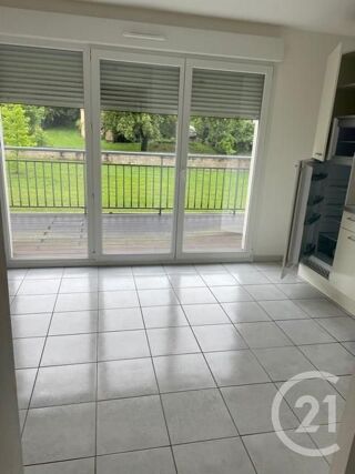  Appartement à louer 2 pièces 34 m²