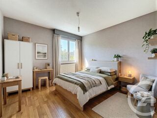  Appartement � vendre 5 pi�ces 100 m�