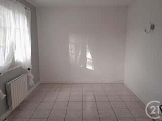  Maison à louer 4 pièces 121 m²