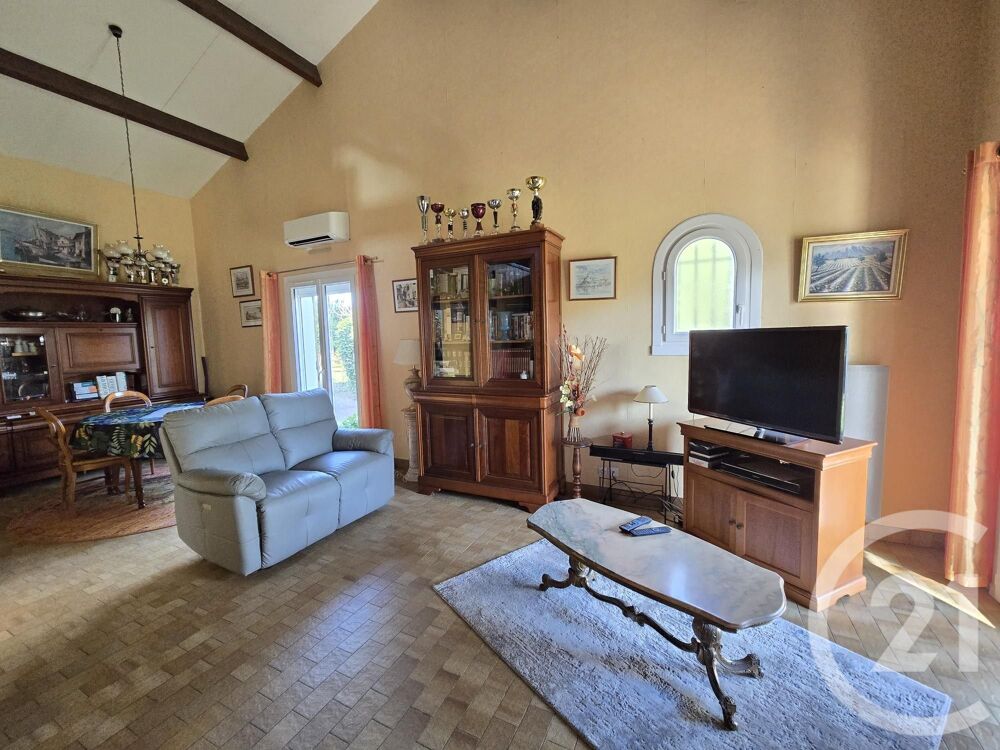 vente Maison - 5 pièce(s) - 150 m² Saint-Laurent-Médoc (33112)