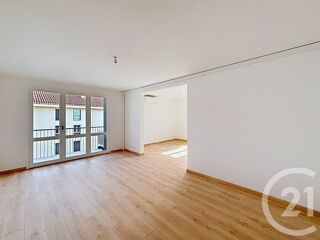  Appartement � louer 3 pi�ces 89 m�