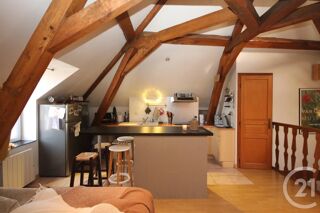  Appartement à louer 3 pièces 86 m²