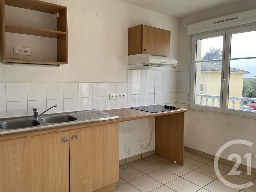 location Appartement - 3 pièce(s) - 71 m² Gironde-sur-Dropt (33190)