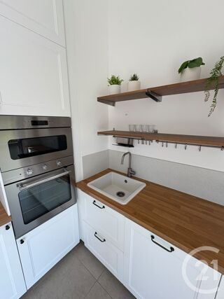  Appartement à louer 3 pièces 63 m²