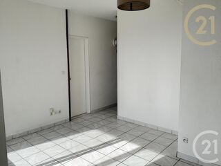  Appartement à louer 1 pièce 40 m²