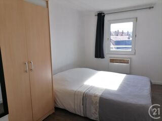  Appartement à louer 2 pièces 35 m²