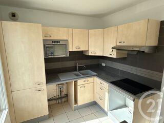  Appartement à louer 2 pièces 44 m²