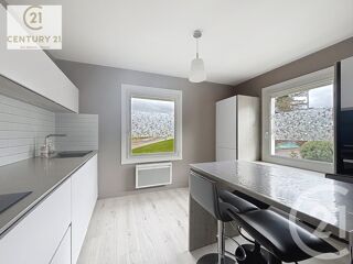  Maison � vendre 7 pi�ces 240 m�