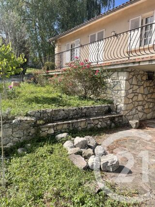  Maison � vendre 5 pi�ces 1052 m�