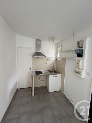  Appartement à louer 1 pièce 19 m²