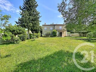  Maison à vendre 8 pièces 205 m²