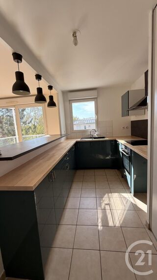  Appartement à louer 3 pièces 61 m²