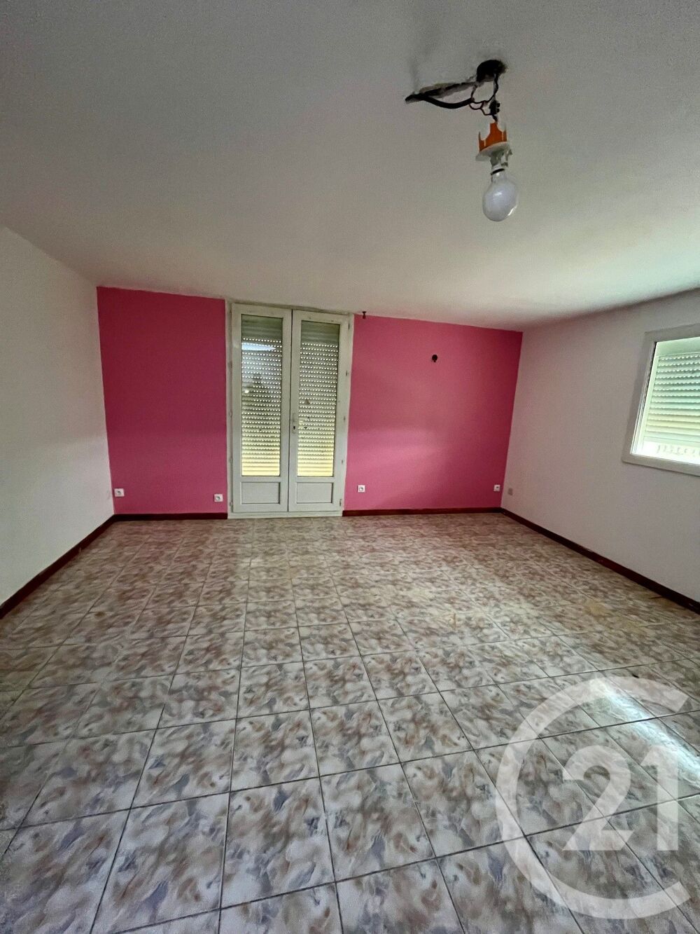 vente Maison - 5 pièce(s) - 220 m² Carcassonne (11000)