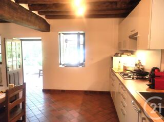  Maison  vendre 8 pices 235 m