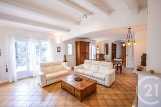  Maison à vendre 8 pièces 239 m²