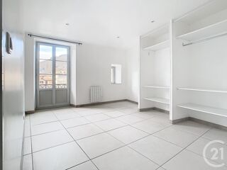  Appartement à louer 3 pièces 66 m²