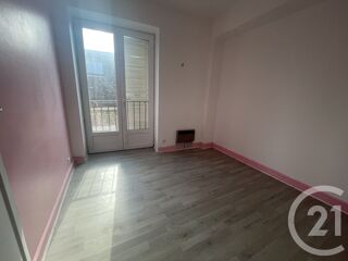  Appartement à louer 3 pièces 55 m²