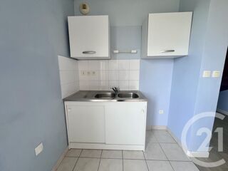  Appartement à louer 2 pièces 45 m²