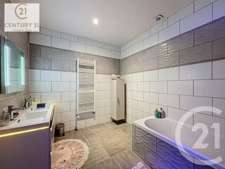  Maison à vendre 10 pièces 414 m²