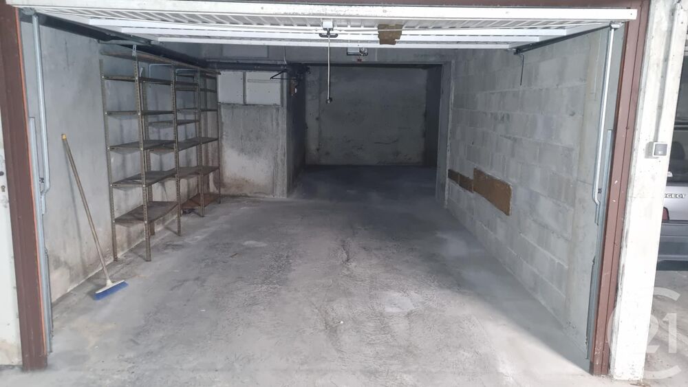 location Parking / Garage - 35 m² Besançon (25000)