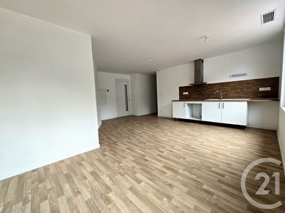 location Appartement - 4 pièce(s) - 86 m² Saint-Laurent-de-Neste (65150)
