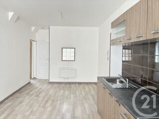  Appartement à louer 4 pièces 67 m²