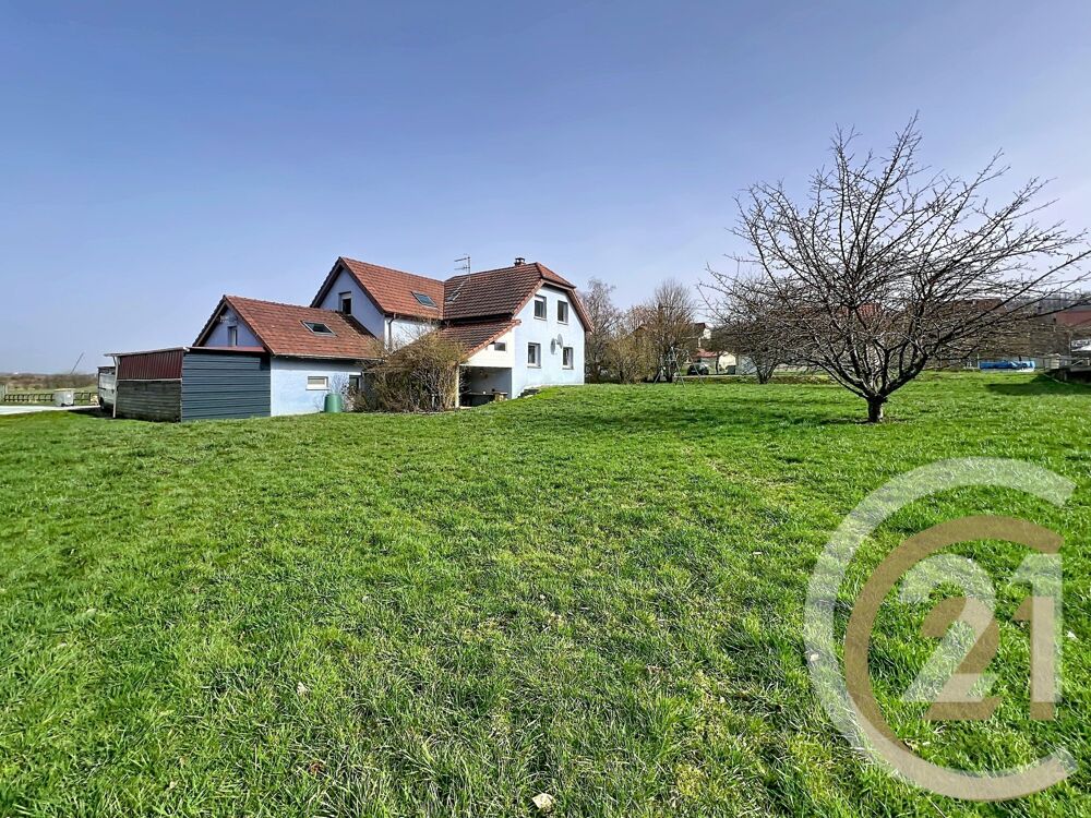 Maison 8 pièces 280 m² · à Buc · 280 m² · 394 000 €