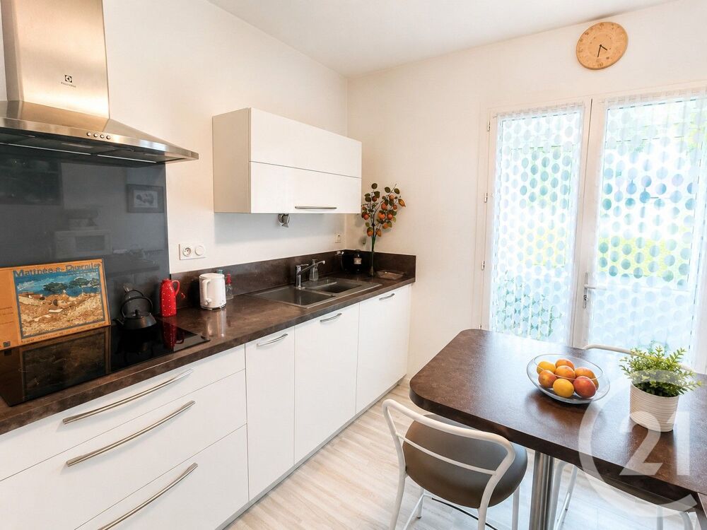 location Appartement - 3 pièce(s) - 72 m² Lavelanet (09300)