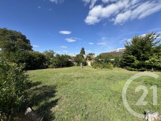  Terrain à vendre 670 m²