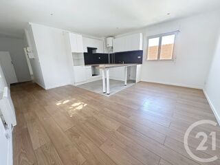  Appartement à louer 3 pièces 57 m²